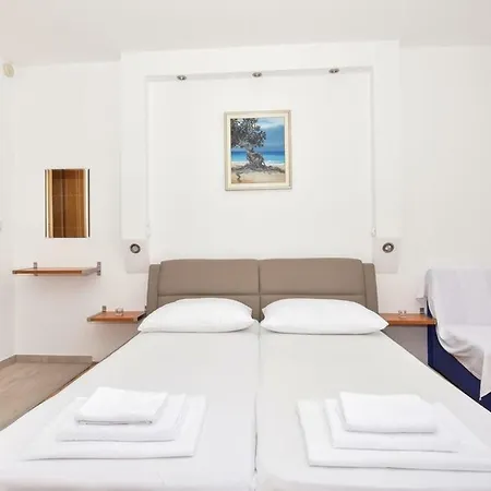 Gostinjska kuća Morena Baska Voda